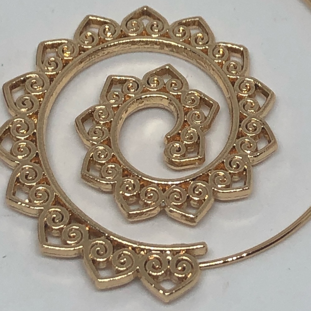 14k Yellow Gold Plated Funky Earrings - Picture 7 of 10